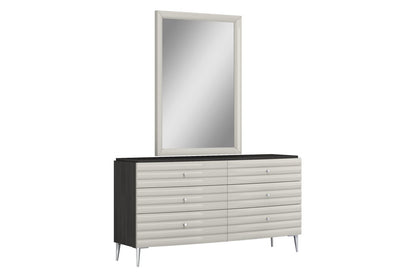 Pino Dresser
