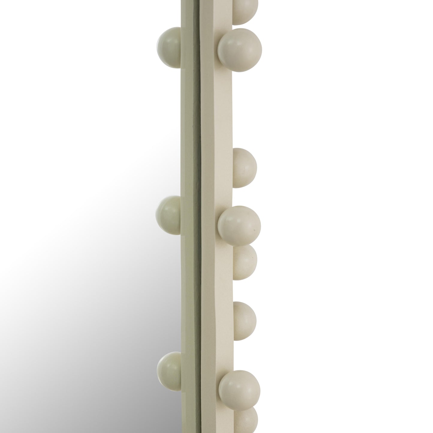 Bubbles Ivory Oval Wall Mirror (17"X31.5"-22.6"X42")