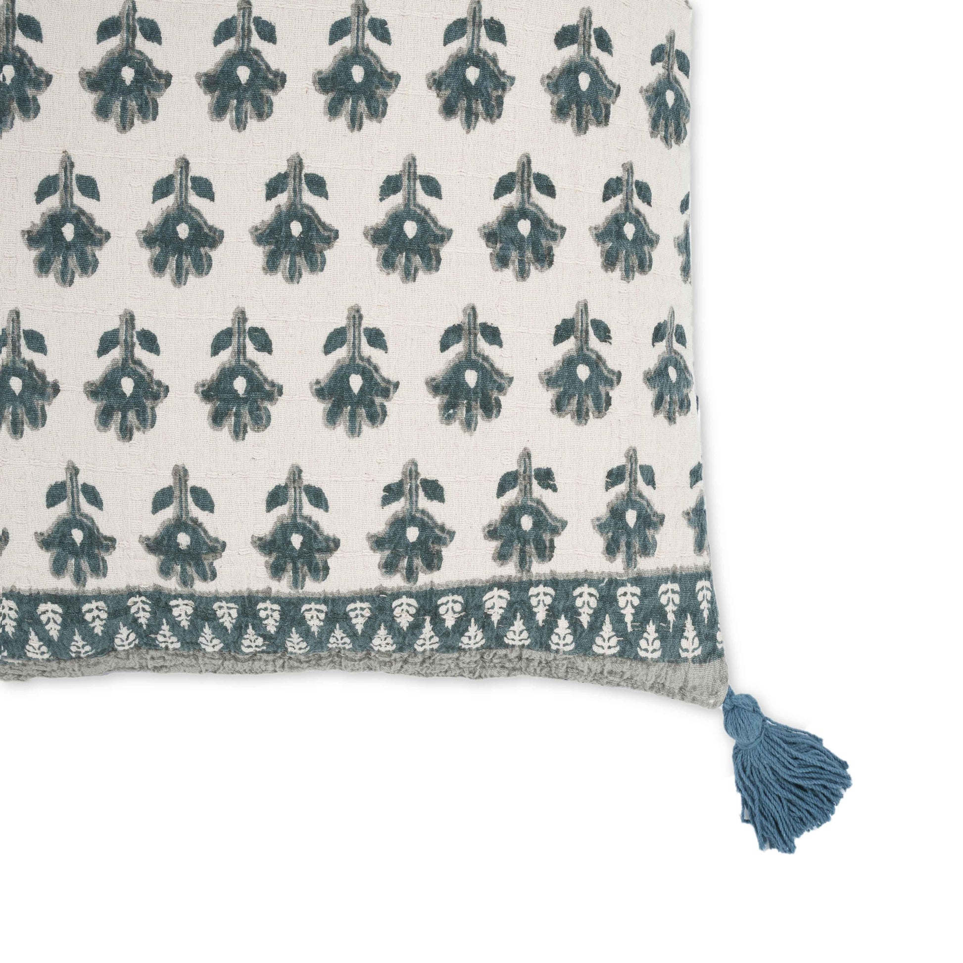 Blossom 20" Printed Cotton Tassel Throw Pillow Cover