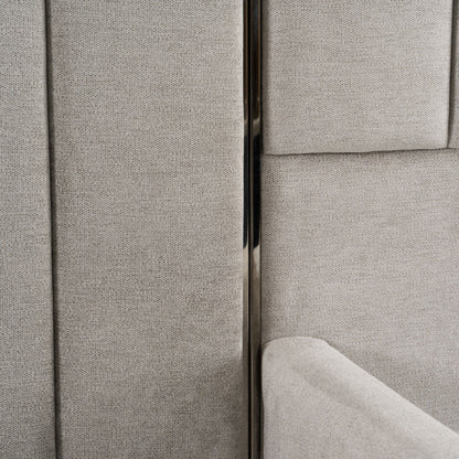 Buckley leg detail