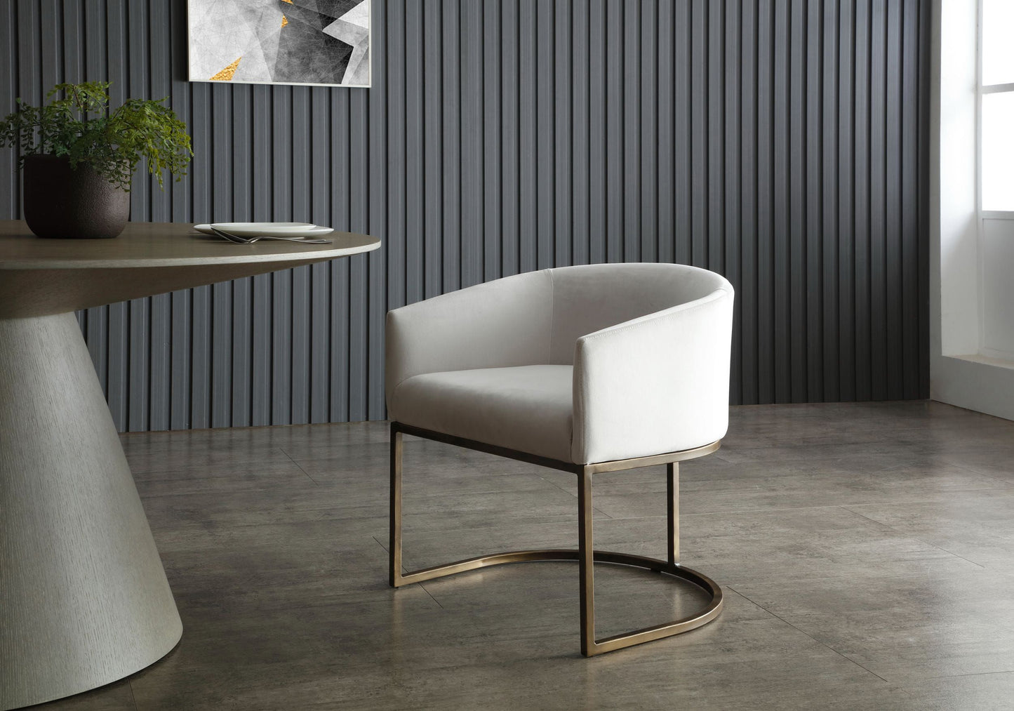 Elisa - Modern Beige Velvet & Brass Dining Chair