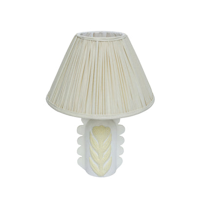 Edith Scalloped Papier Mache Flower Pleated Table Lamp - Default Variant