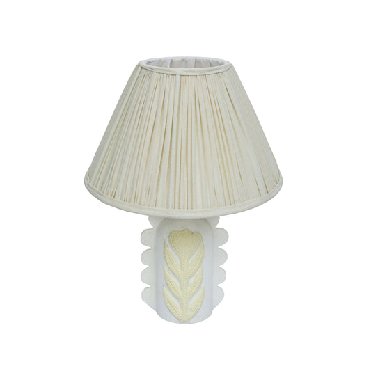 Edith Scalloped Papier Mache Flower Pleated Table Lamp - Default Variant